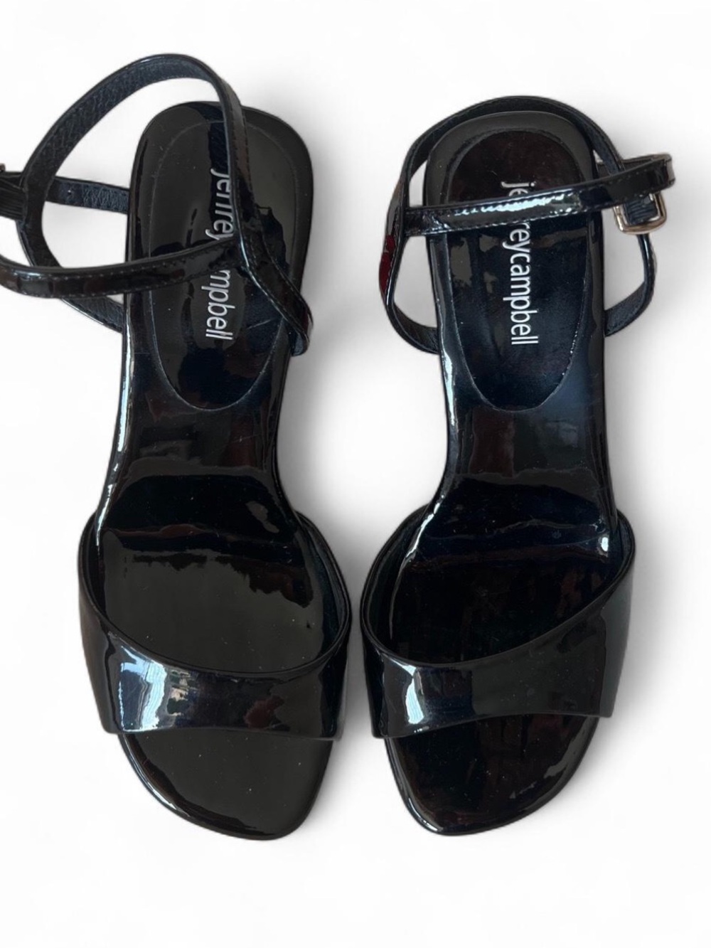 NWOB - Jeffrey Campbell Heart Heel
Sandals Black Patent Size 7 - Picture 7 of 8